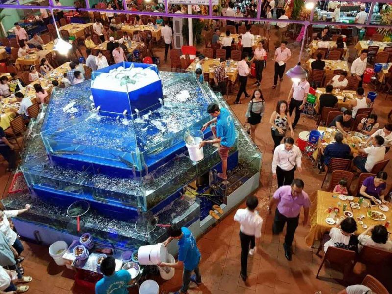 nhà hàng hải sản ở Sài Gòn